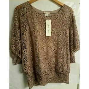 Brittany Black lady's casual brown lace top